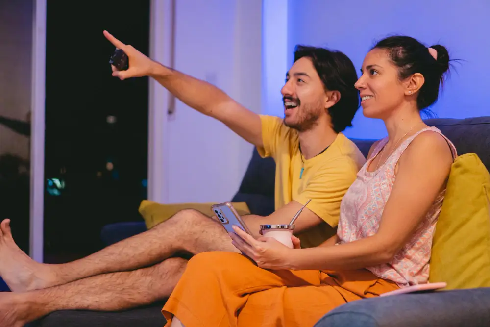 Features Entertainment & Comfort